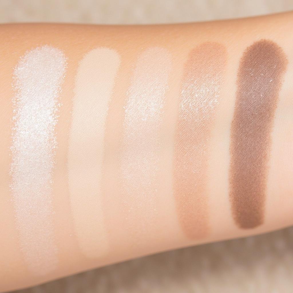 Becca x Jaclyn Hill Champagne Pop Palette Swatches